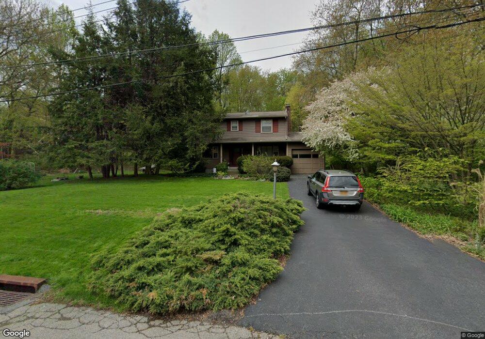 2667 Dunning Dr, Yorktown Heights, NY 10598 - photo 1