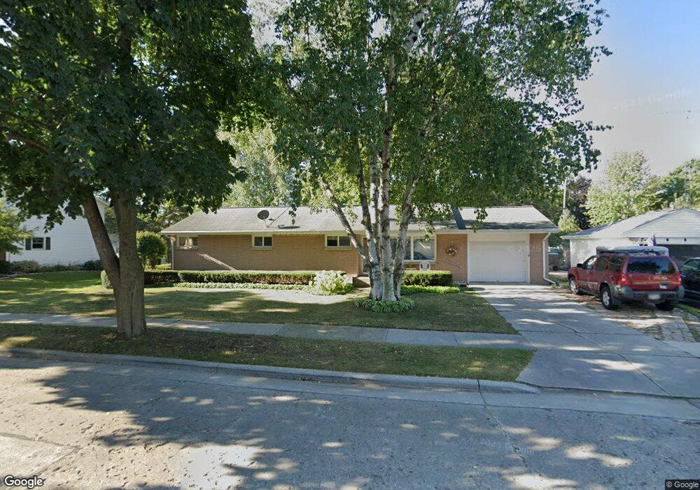 2011 Granger Rd, Manitowoc, WI 54220 - photo 1