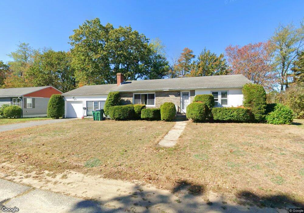 395 Theresa St, Fitchburg, MA 01420 - photo 1