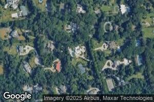 4 Mansion Dr, Old Westbury, NY 11568