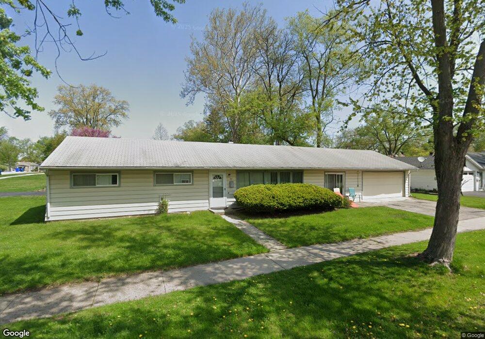 521 Dawes Ave, Wheaton, IL 60189 - photo 1