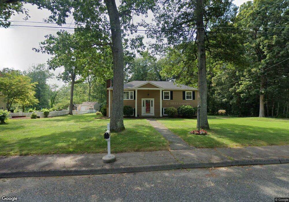 4 Besso St, Franklin, MA 02038 - photo 1