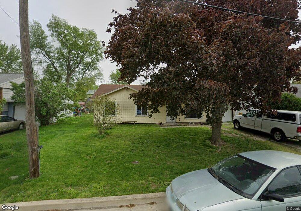 314 S Elm St, Lincoln, IL 62656 - photo 1