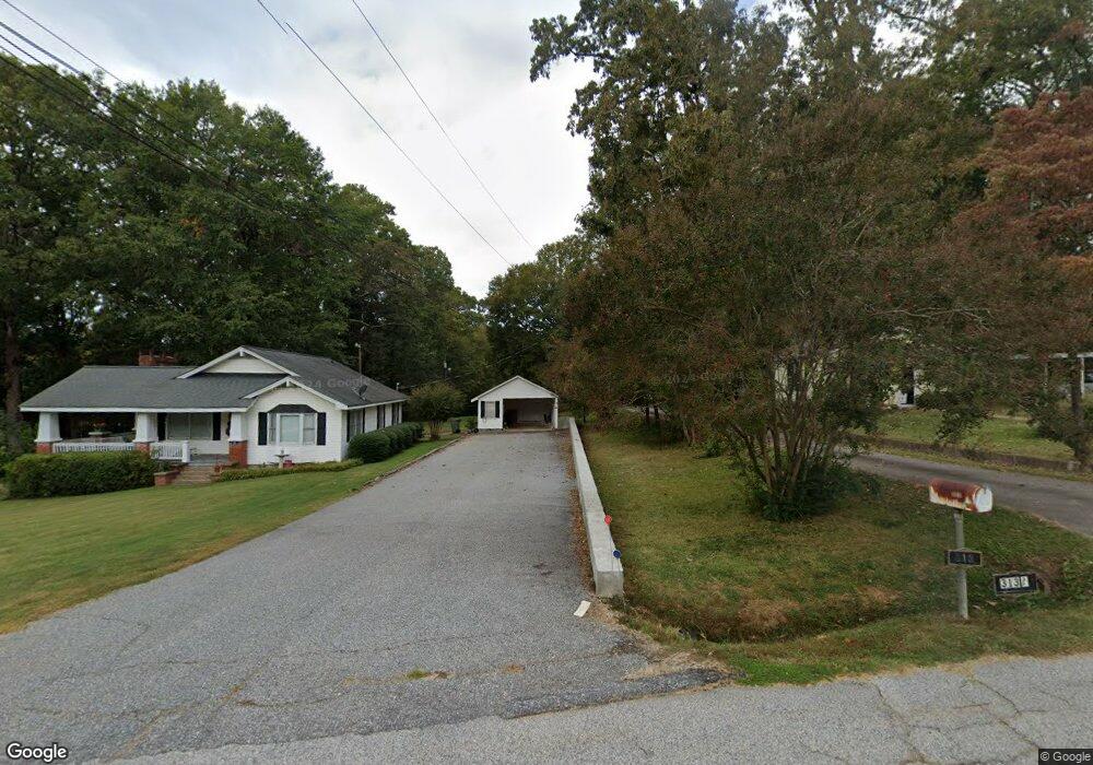 311 N Pine St, Walhalla, SC 29691 - photo 1