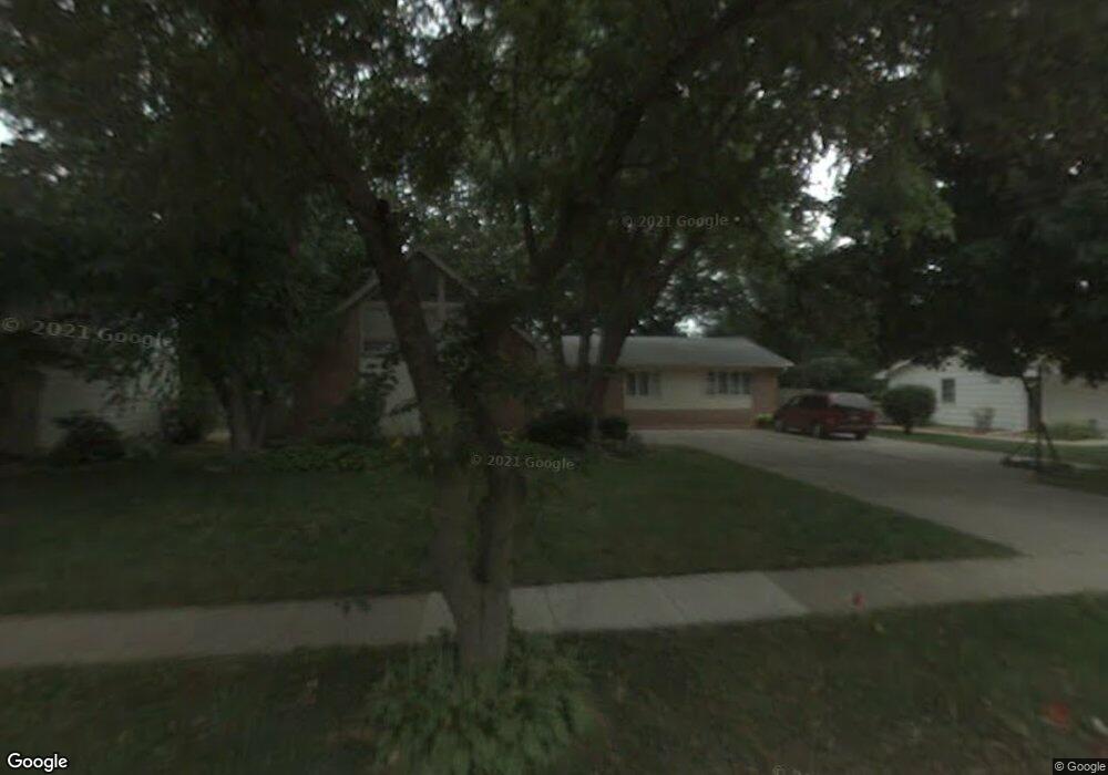 900 40th St, West Des Moines, IA 50265 - photo 1