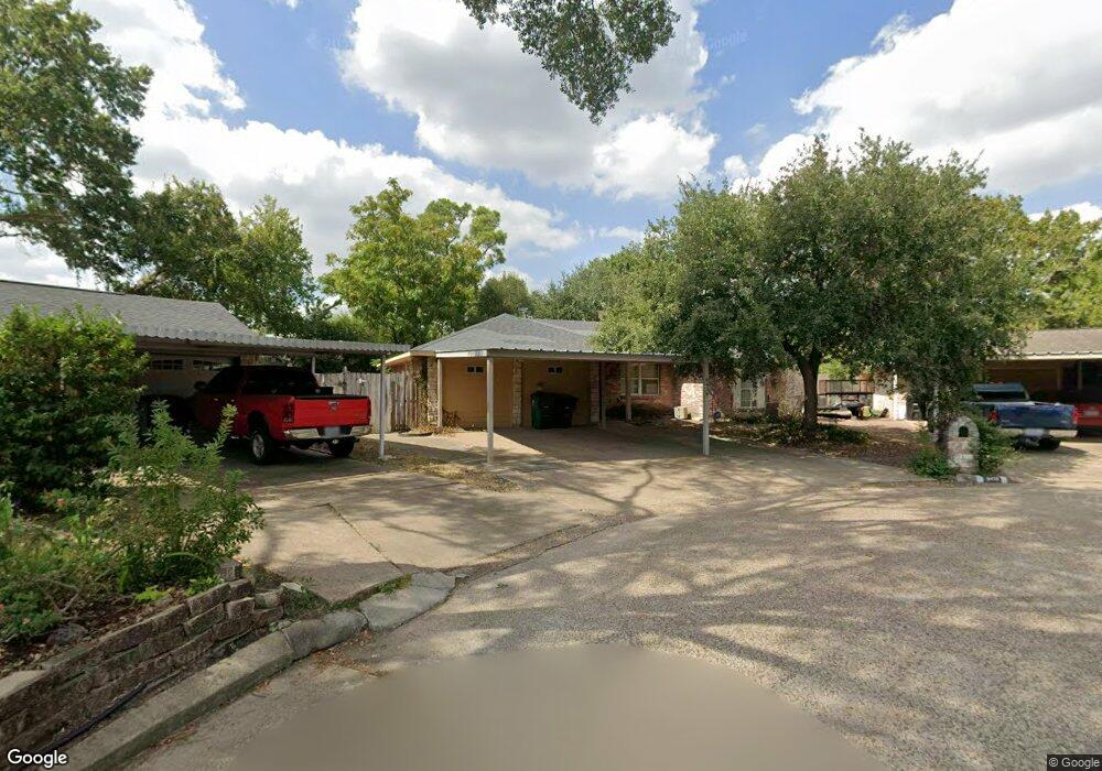 6438 French Chateau Dr, Houston, TX 77088 - photo 1