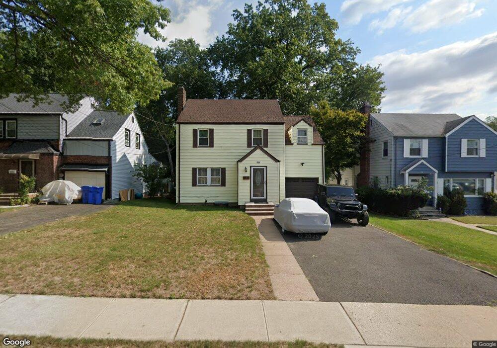 311 Liberty Rd, Englewood, NJ 07631 - photo 1