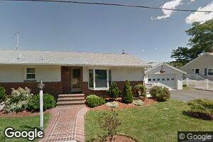 39 Hodgkins St, Gloucester, MA 01930