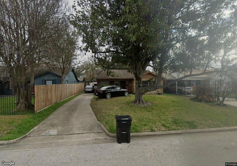 4812 Moore St, Houston, TX 77009 - photo 1