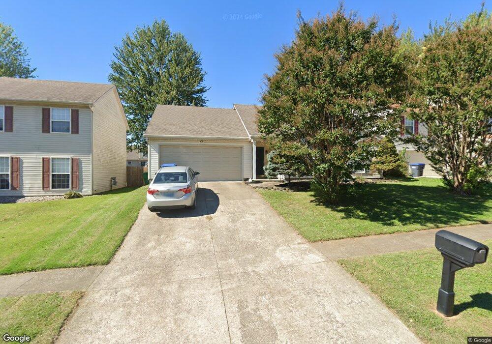 8100 Apple Valley Dr, Louisville, KY 40228 - photo 1