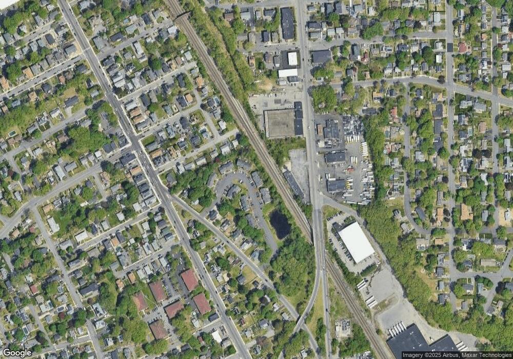 40 Wedgewood Dr, Lawrence, MA 01843 - photo 1