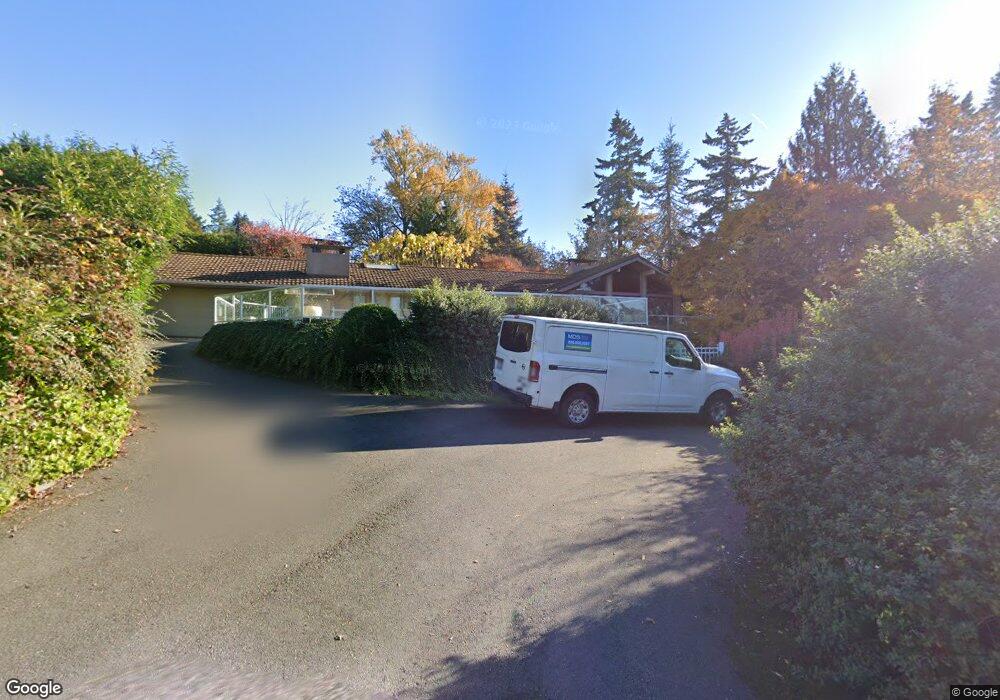 8151 SE 48th St, Mercer Island, WA 98040 - photo 1