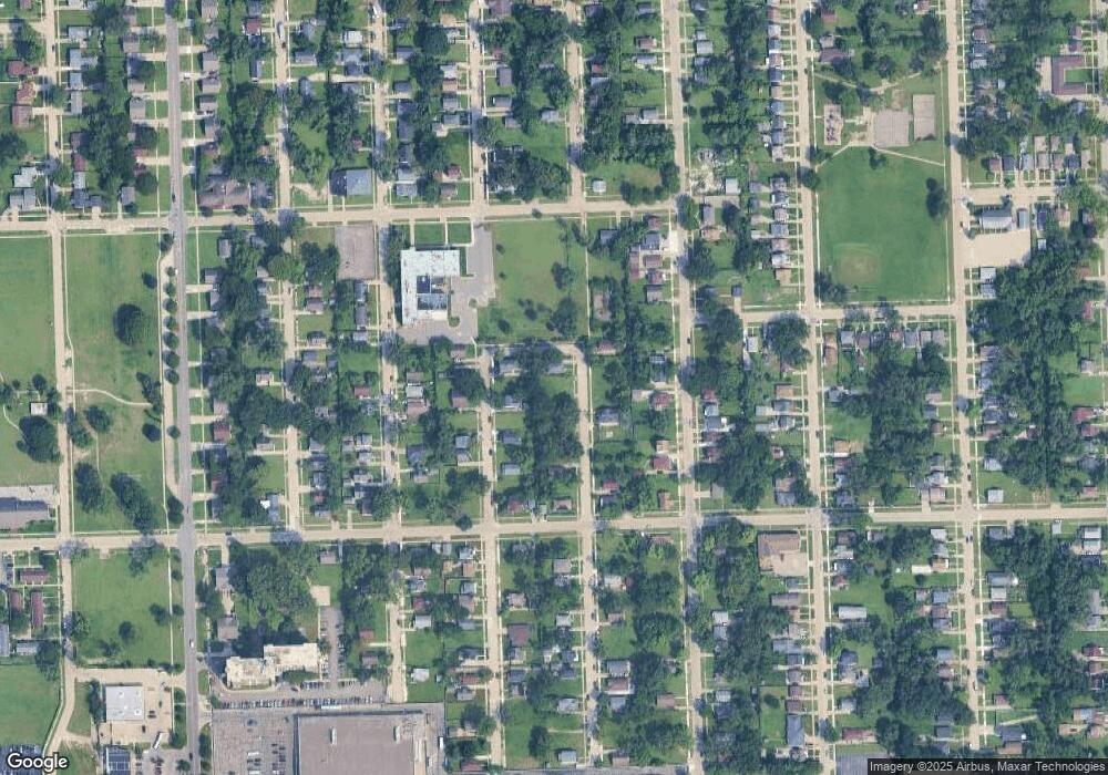 21069 Parkside Blvd, Ferndale, MI 48220 - photo 1