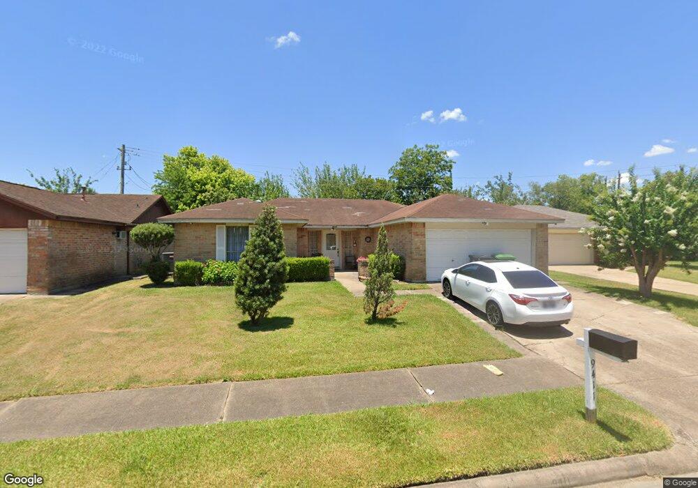 9411 Misty Bridge St, Houston, TX 77075 - photo 1