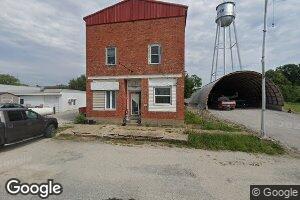 105 E 2nd St, Braymer, MO 64624
