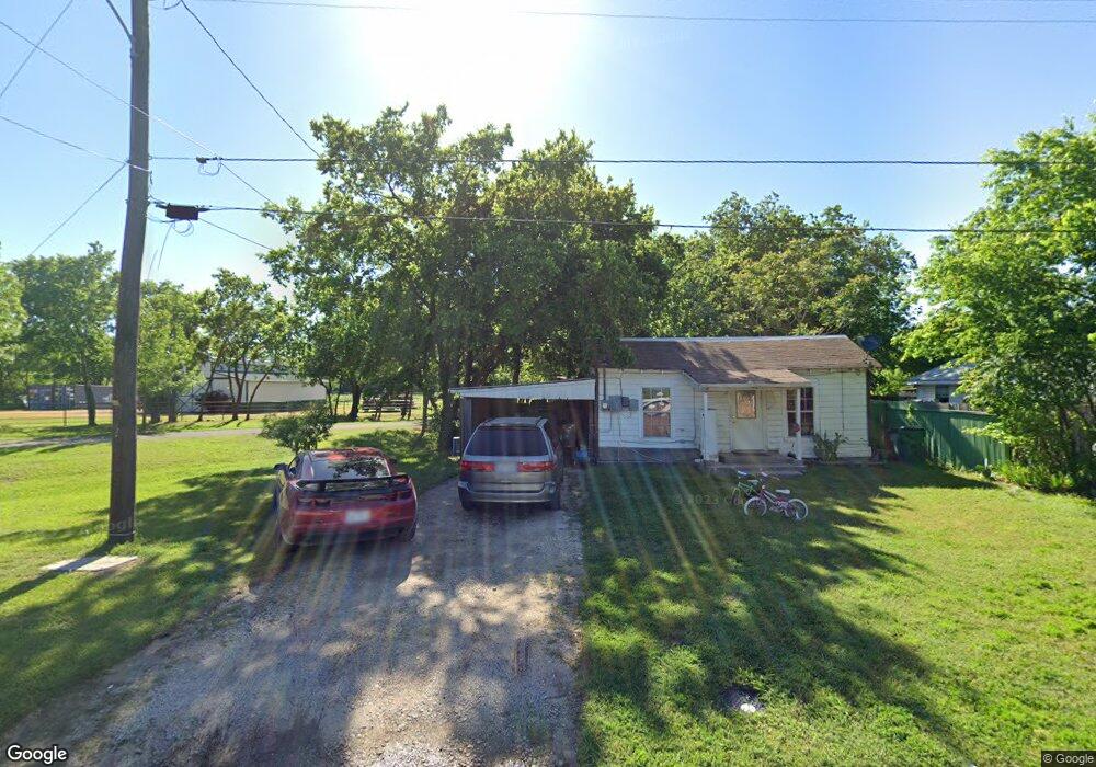 827 S Taylor St, Gainesville, TX 76240 - photo 1