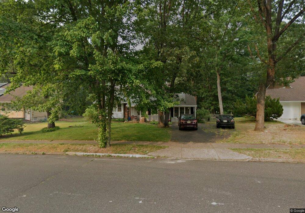 611 Whitman Dr, Blackwood, NJ 08012 - photo 1