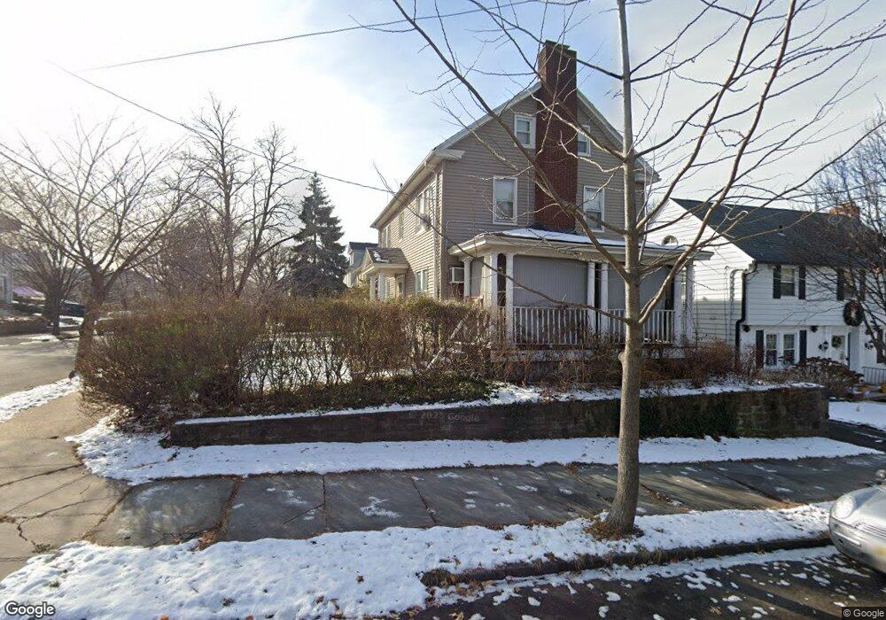 82 Abington Ave E, Newark, NJ 07104 - photo 1
