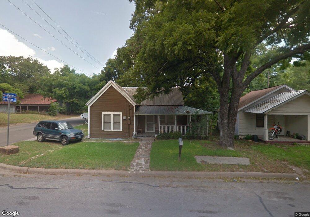 212 W Water St, Weatherford, TX 76086 - photo 1