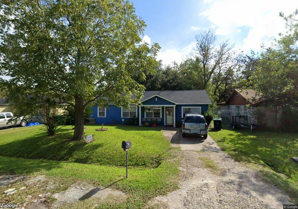 7642 S Hall St, Houston, TX 77028 - photo 1