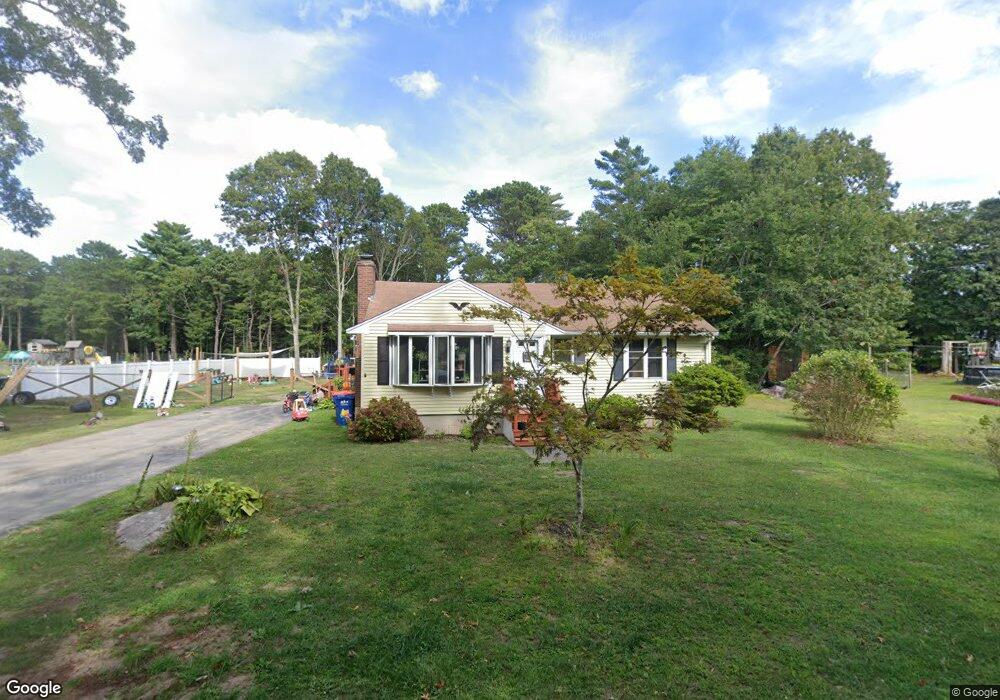 7 Shawnee Dr, Buzzards Bay, MA 02532 - photo 1