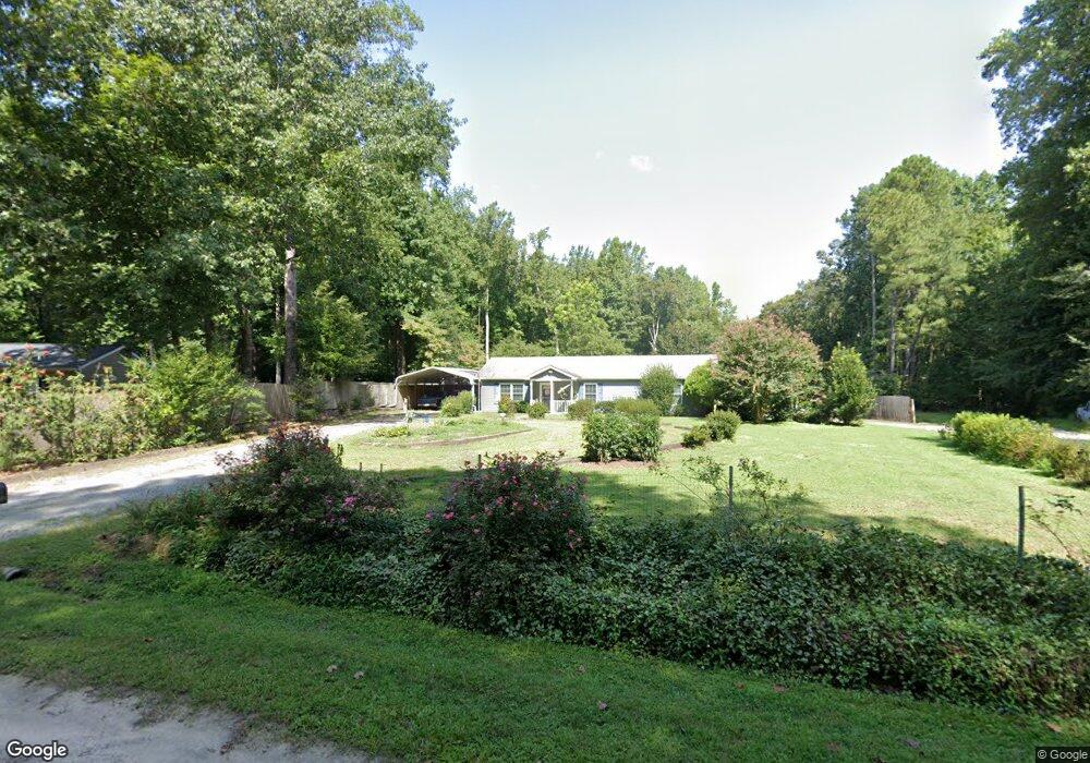 6581 Lake View Dr, Gloucester, VA 23061 - photo 1