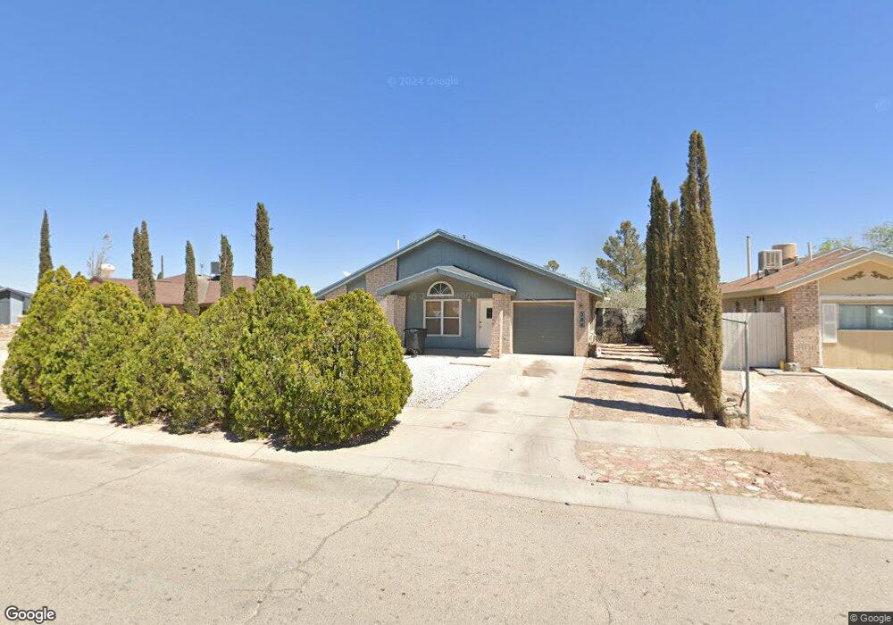 304 Crocker Dr, Horizon City, TX 79928 - photo 1