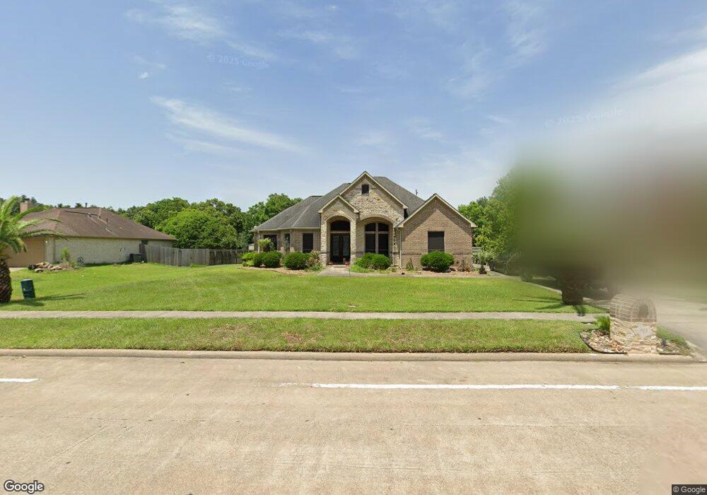 925 E Adoue St, Alvin, TX 77511 - photo 1