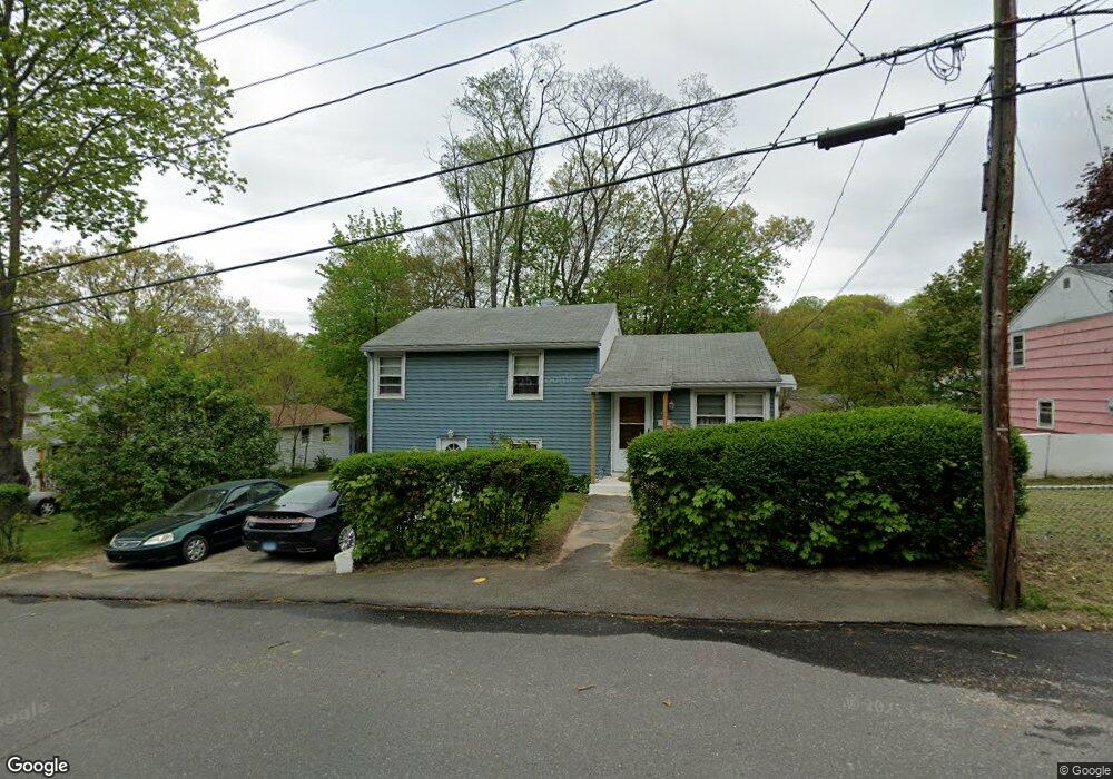 49 Longmeadow Dr, Waterbury, CT 06706 - photo 1