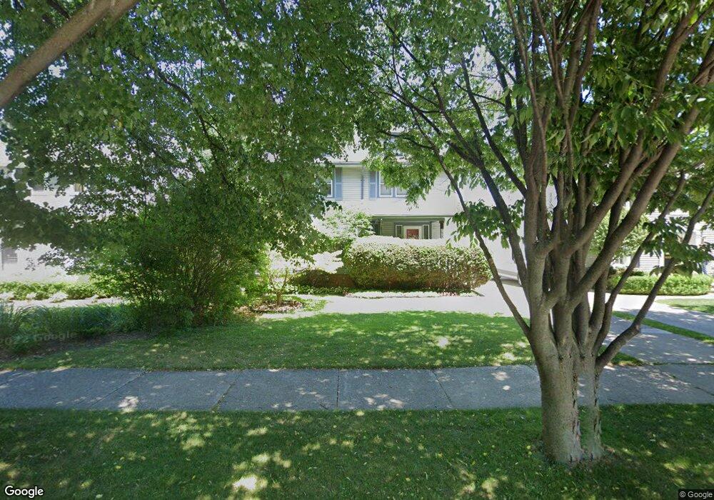 790 University Place, Grosse Pointe, MI 48230 - photo 1