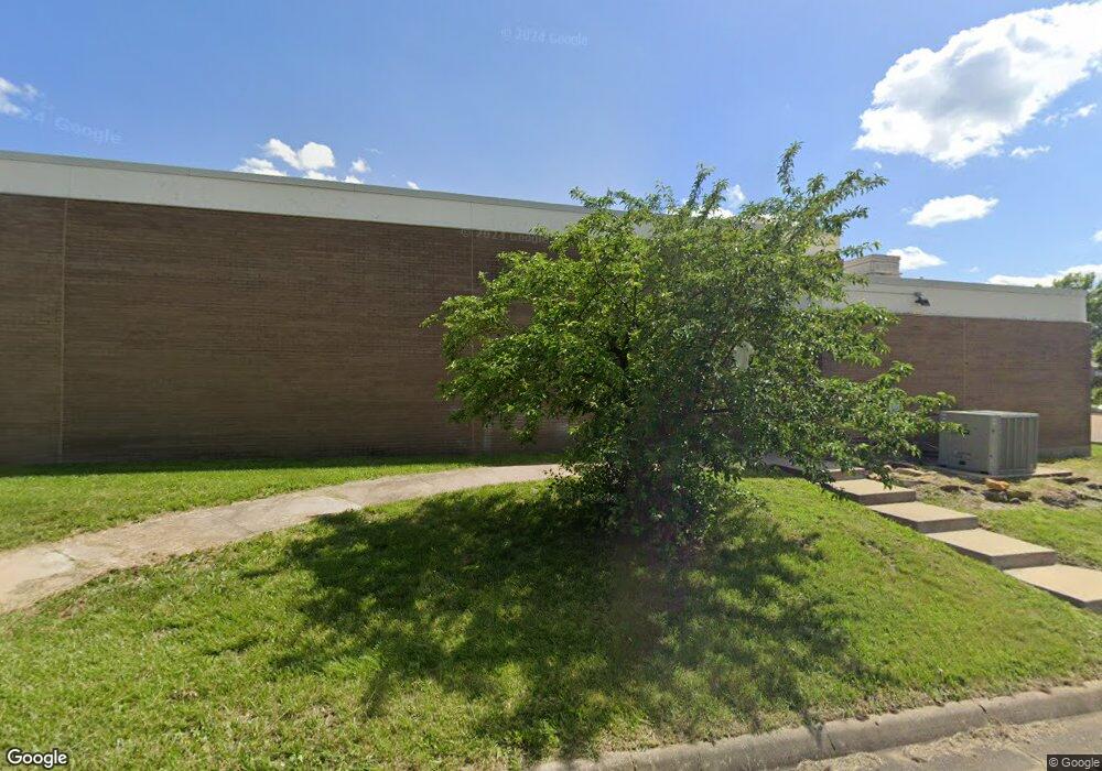 2300 SW 30th St, Topeka, KS 66611 - photo 1