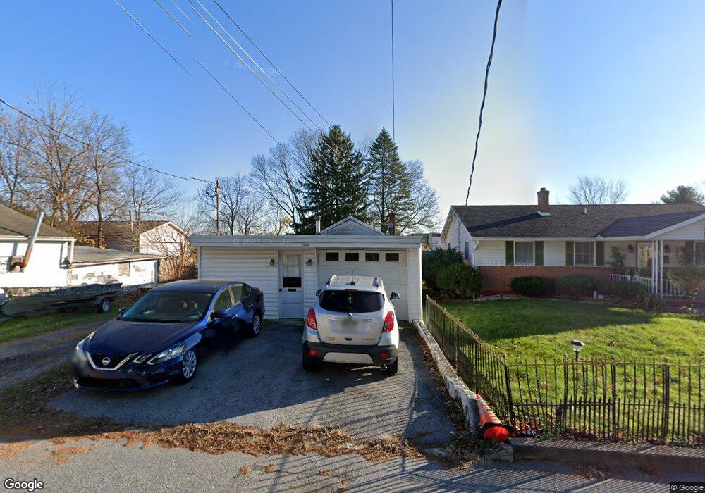 1816 Lehman St, Hershey, PA 17033 - photo 1