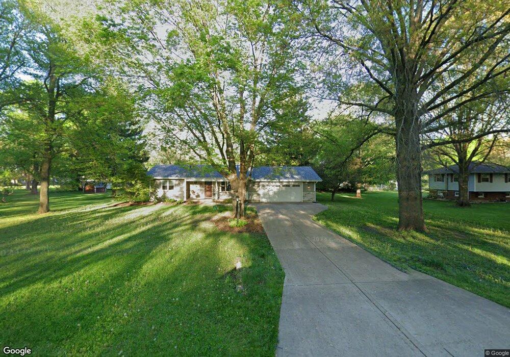 34 West Dr, Oswego, IL 60543 - photo 1