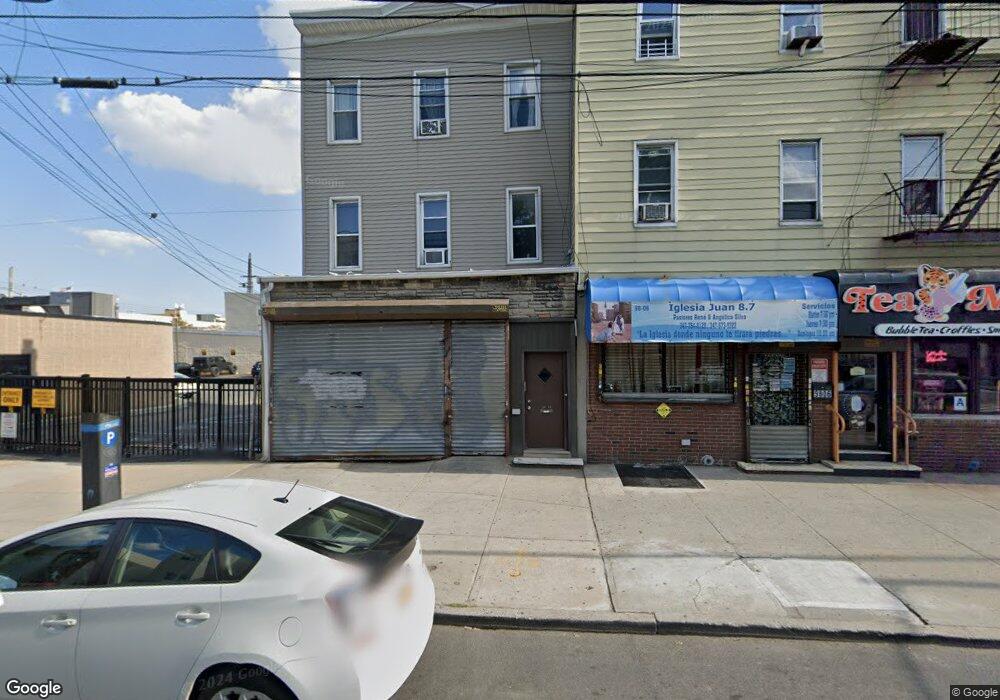 9810 101st Ave, Jamaica, NY 11416 - photo 1