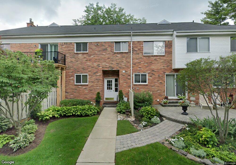 1750 Trailwood Path unit 84, Bloomfield Hills, MI 48301 - photo 1