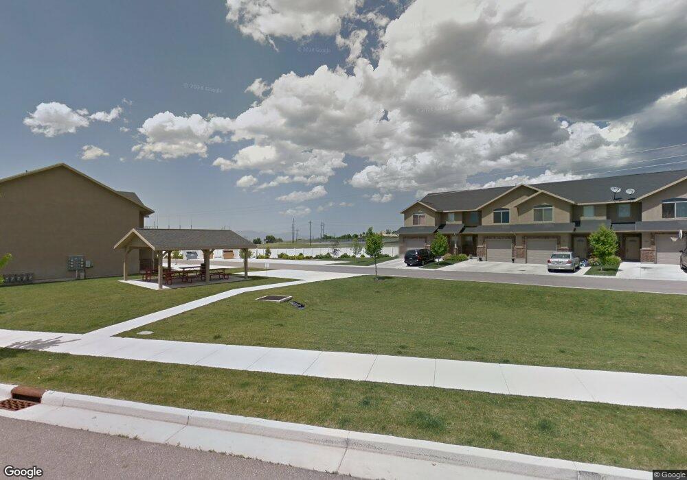 286 E 700 S unit 12, Smithfield, UT 84335 - photo 1