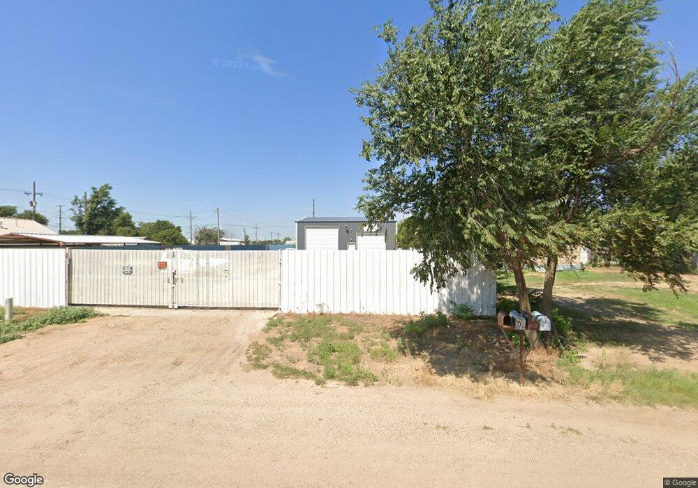 2703 Fisher St, Plainview, TX 79072 - photo 1