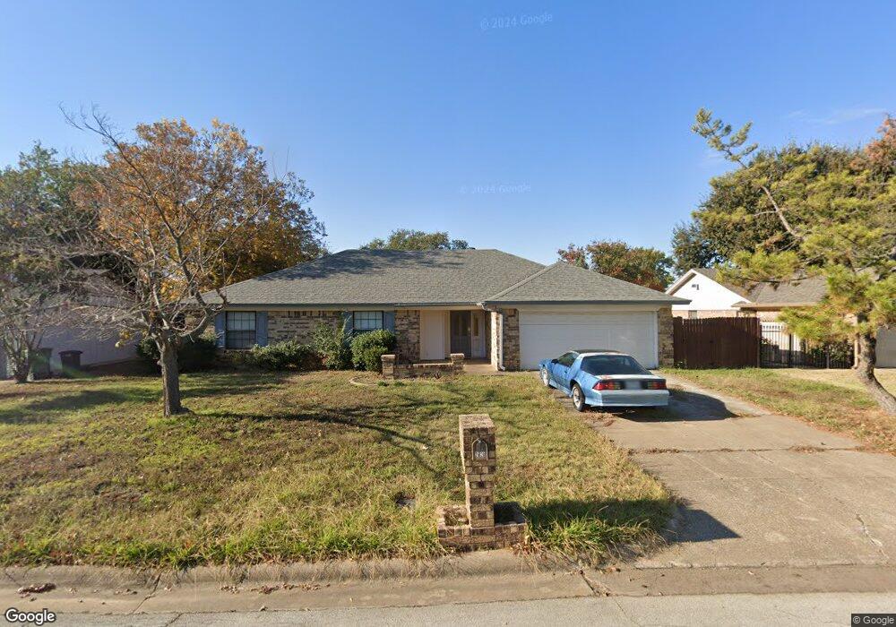 2025 Northglen Dr, Hurst, TX 76054 - photo 1