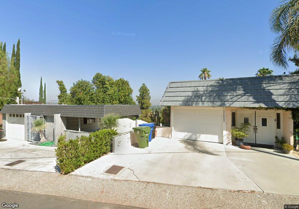 22665 Macfarlane Dr, Woodland Hills, CA 91364 - photo 1