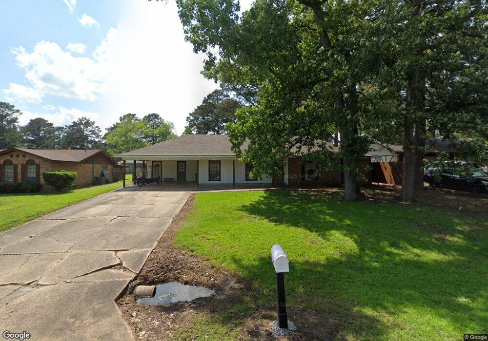 133 Huntington Dr, Pineville, LA 71360 - photo 1