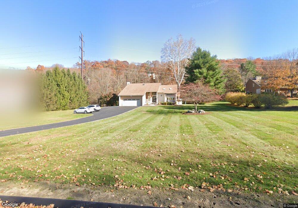 3 Phoebee Ln, Brookfield, CT 06804 - photo 1