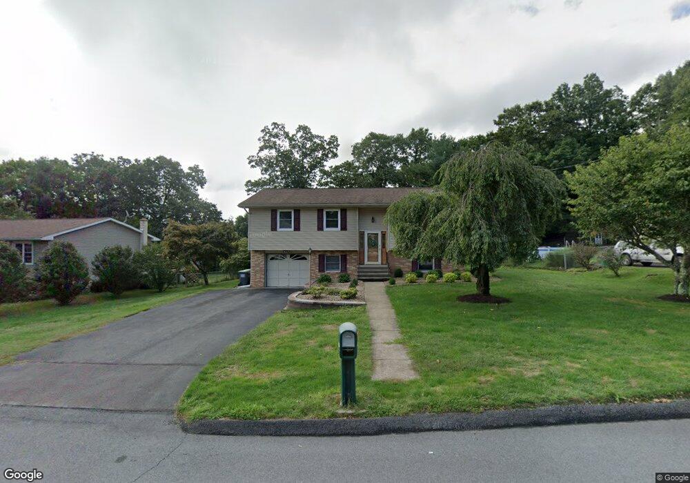 175 Circle Dr, Harding, PA 18643 - photo 1