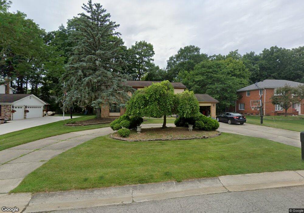 6000 Glen Eagles Dr, West Bloomfield, MI 48323 - photo 1
