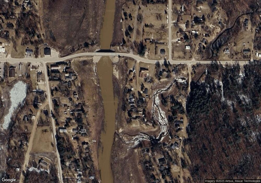 4034 Cobblestone Ct, Beaverton, MI 48612 - photo 1