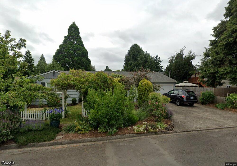610 N Edwards St, Newberg, OR 97132 - photo 1