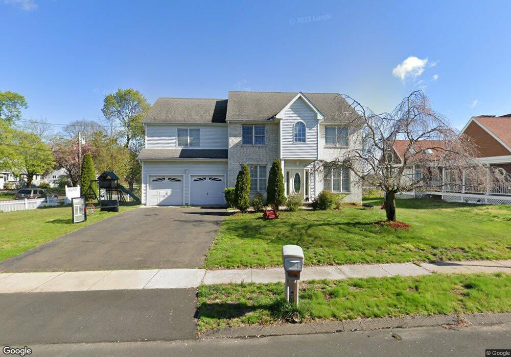 121 Captains Walk, Stratford, CT 06614 - photo 1