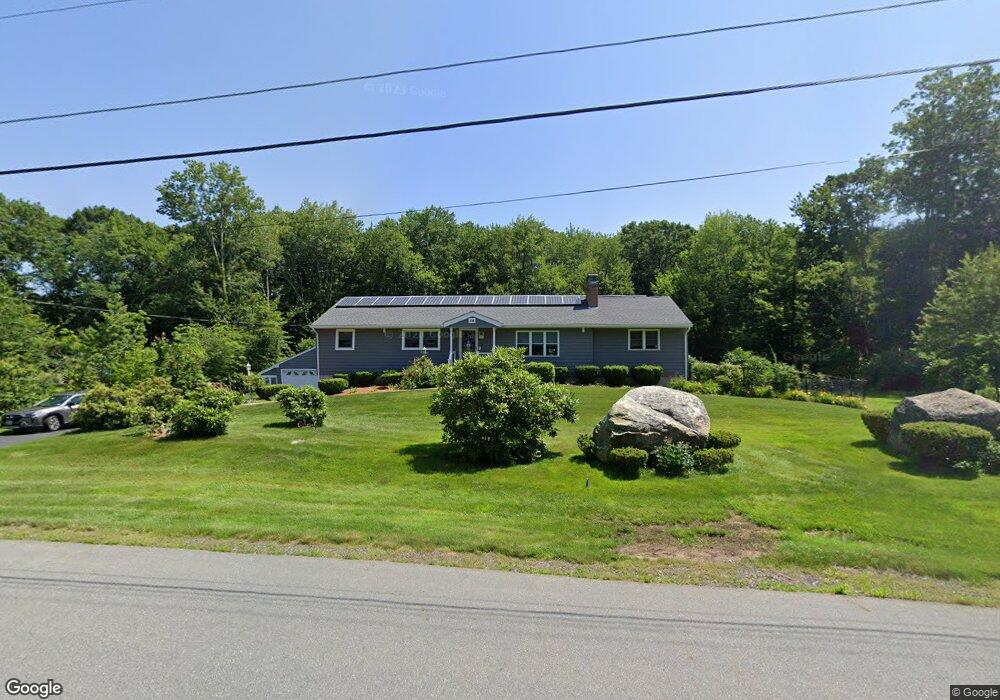 14 Hawthorne Dr, Atkinson, NH 03811 - photo 1