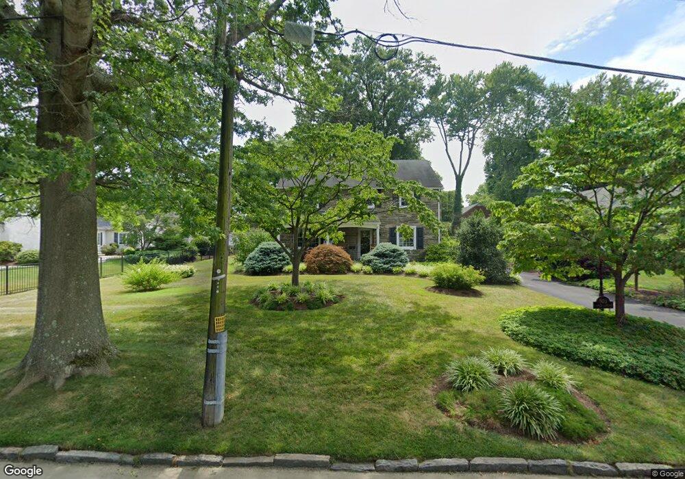 503 E Country Club Ln, Wallingford, PA 19086 - photo 1