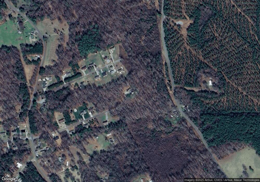 155 River Bank Rd, Statesville, NC 28625 - photo 1