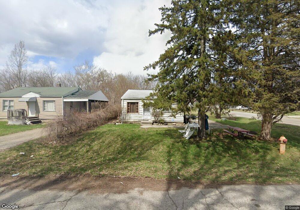 1327 Charles Ave, Flint, MI 48505 - photo 1